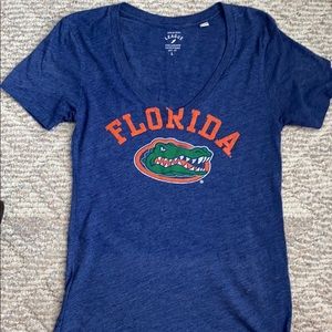 V neck Florida Gators t shirt